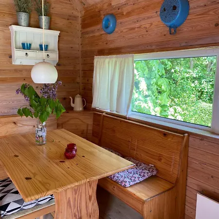 4-personers Hytte Pa Rinkenaeshus Camping - Hytte C * 加斯庭